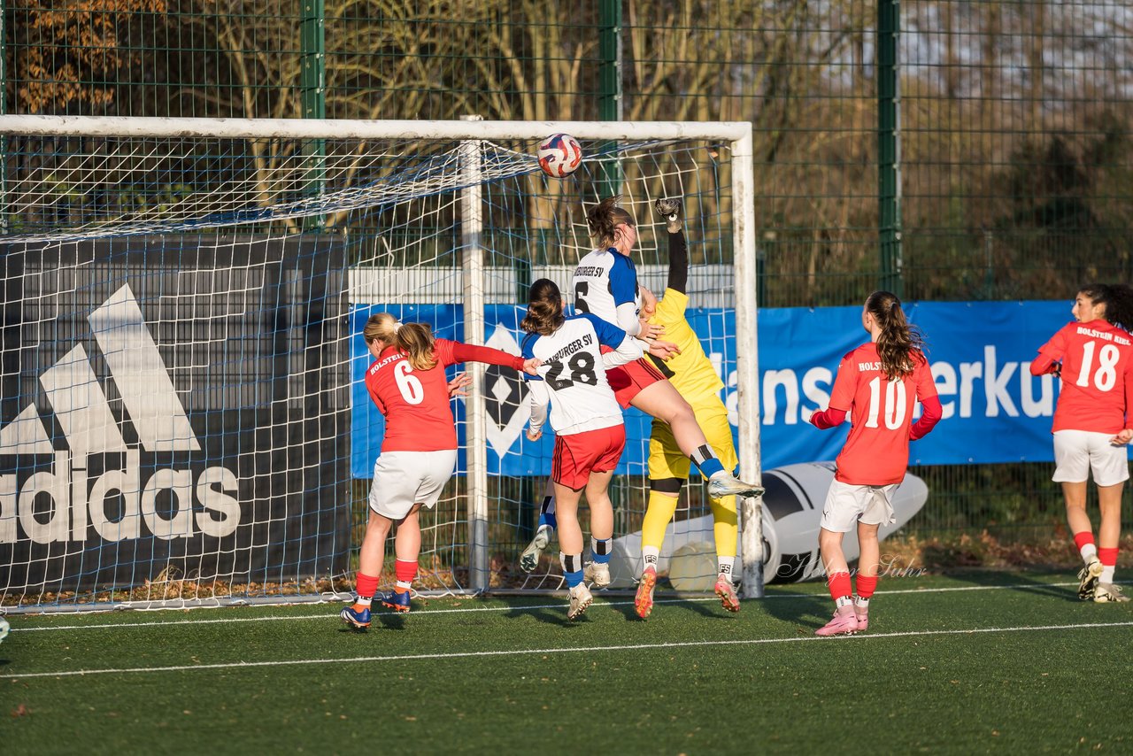 Bild 150 - wBJ Hamburger SV - Holstein Kiel : Ergebnis: 8:0